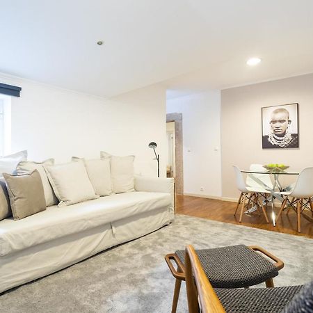 Appartamento Living Bairro Alto V Lisbona Esterno foto