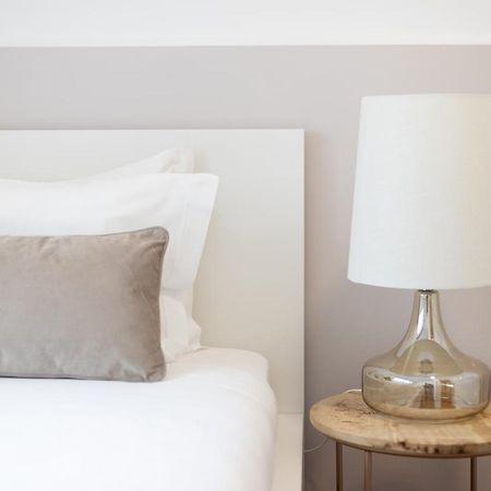 Appartamento Living Bairro Alto V Lisbona Esterno foto